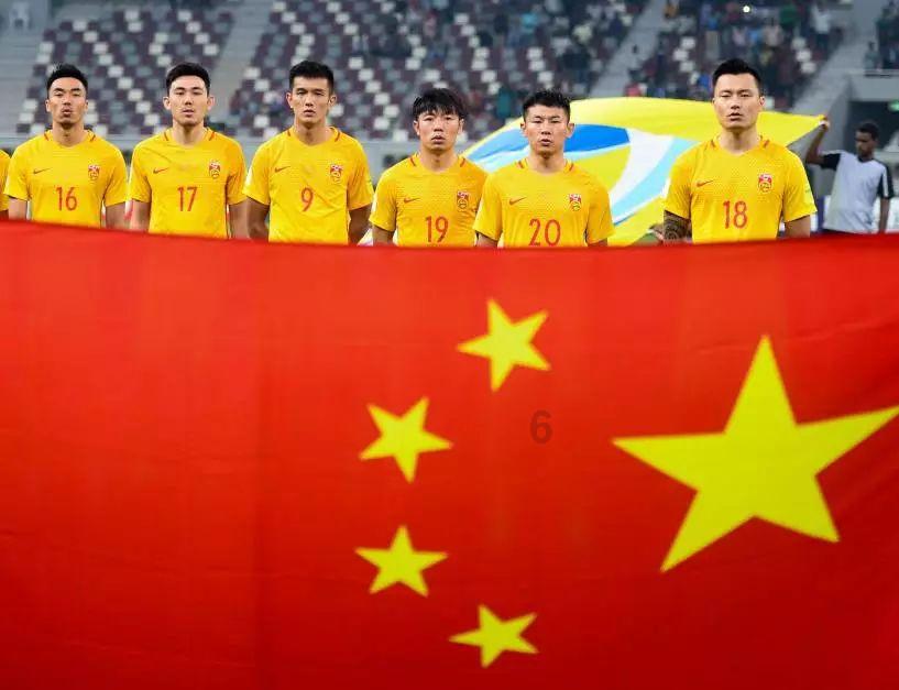 孕妈妈怎么回应宝宝踢肚子？游戏画面